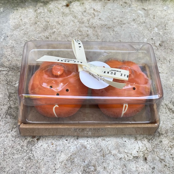 Rae Dunn Salt and Pepper Pumpkin Shakers - Picture 3 of 3